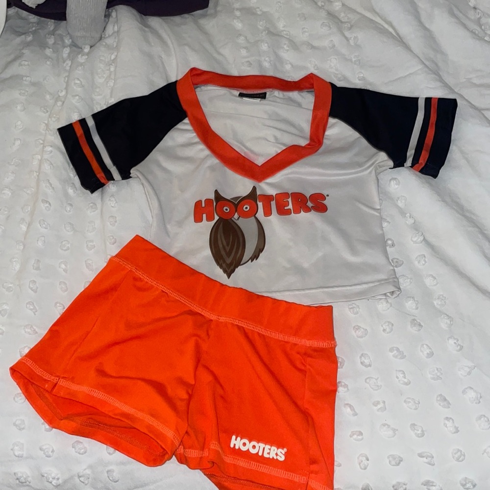 Limited edition hooters crop top uniform top and orange shorts